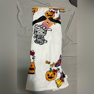 Hello Kitty Halloween blanket 60x70 inch